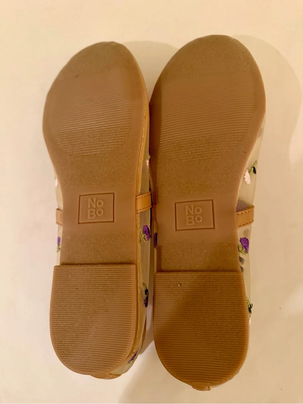 No Boundaries Mary Jane Mesh Flats with Embroidered Purple Flowers, Size 11 - Picture 8 of 8